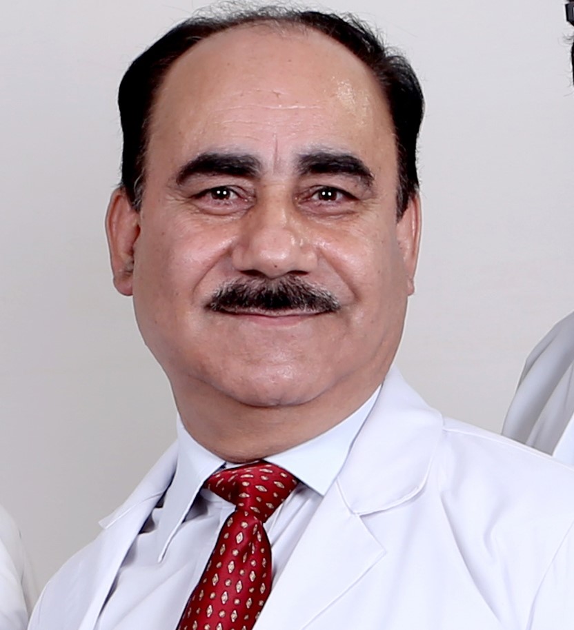 Ashok Dhar博士